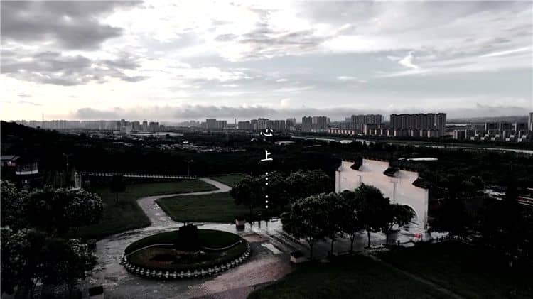 西安霸陵墓園新區(qū)的園丁園如何平衡傳統(tǒng)文化與現(xiàn)代紀(jì)念的需求？